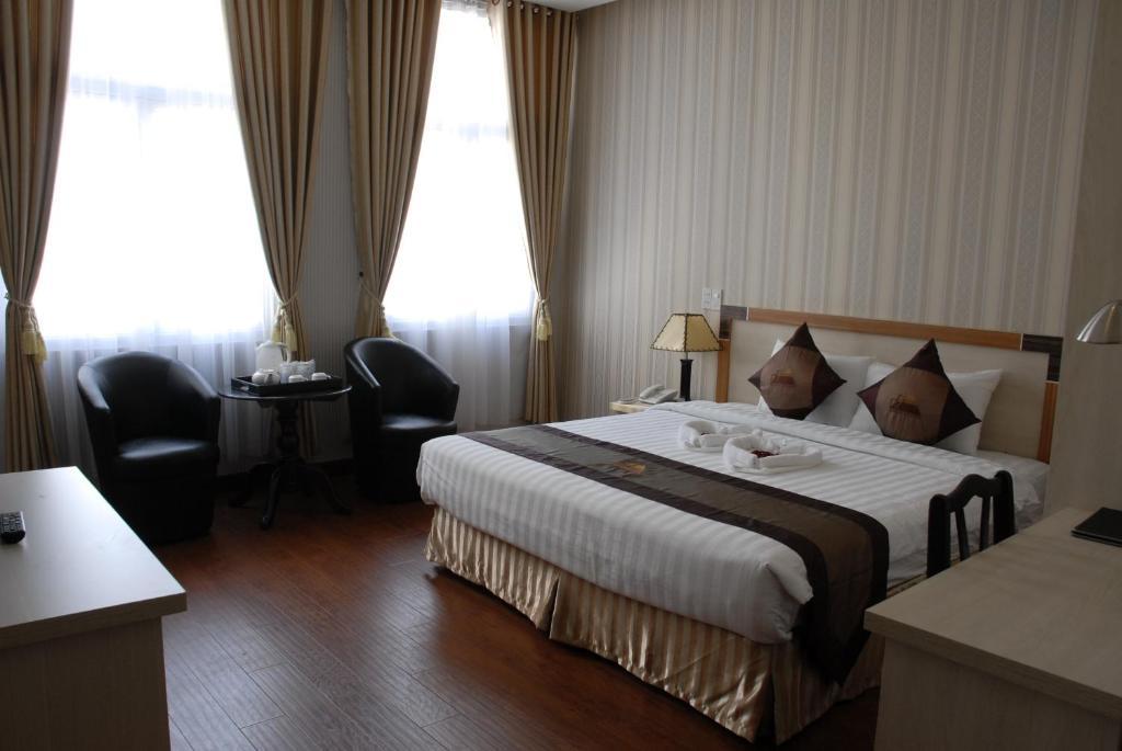 Mountain Town Hotel Da Lat Esterno foto