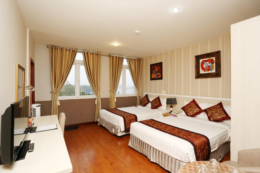 Mountain Town Hotel Da Lat Esterno foto