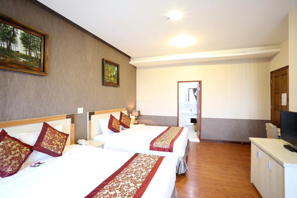 Mountain Town Hotel Da Lat Esterno foto