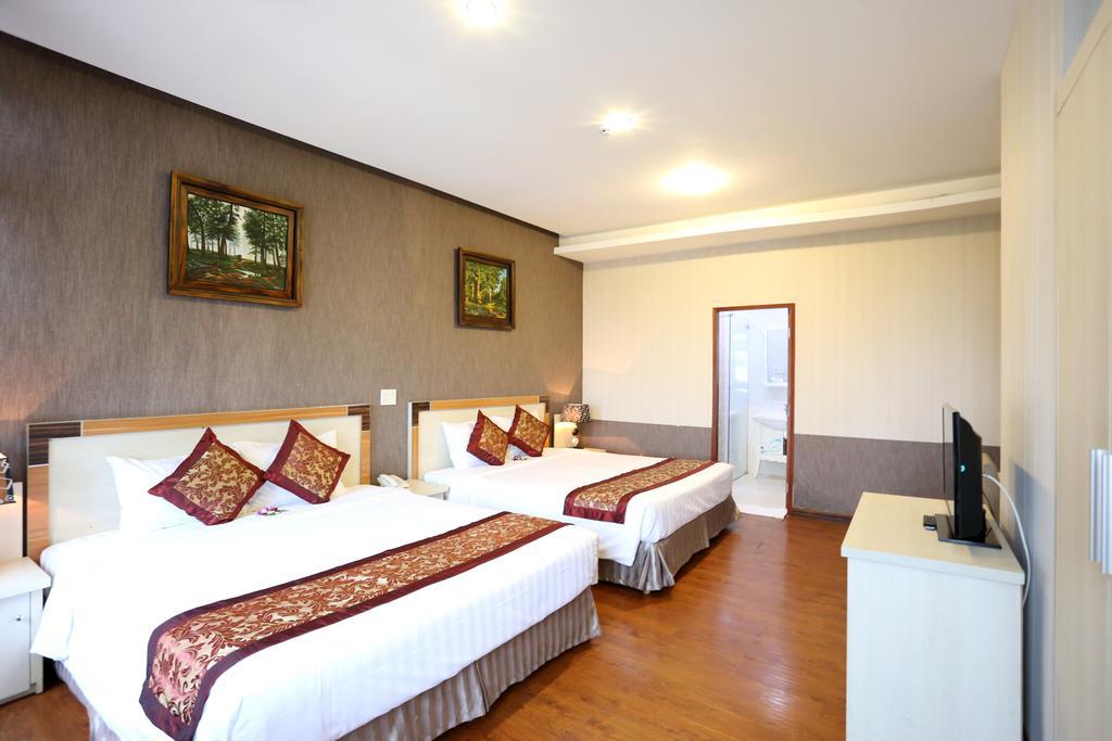 Mountain Town Hotel Da Lat Esterno foto