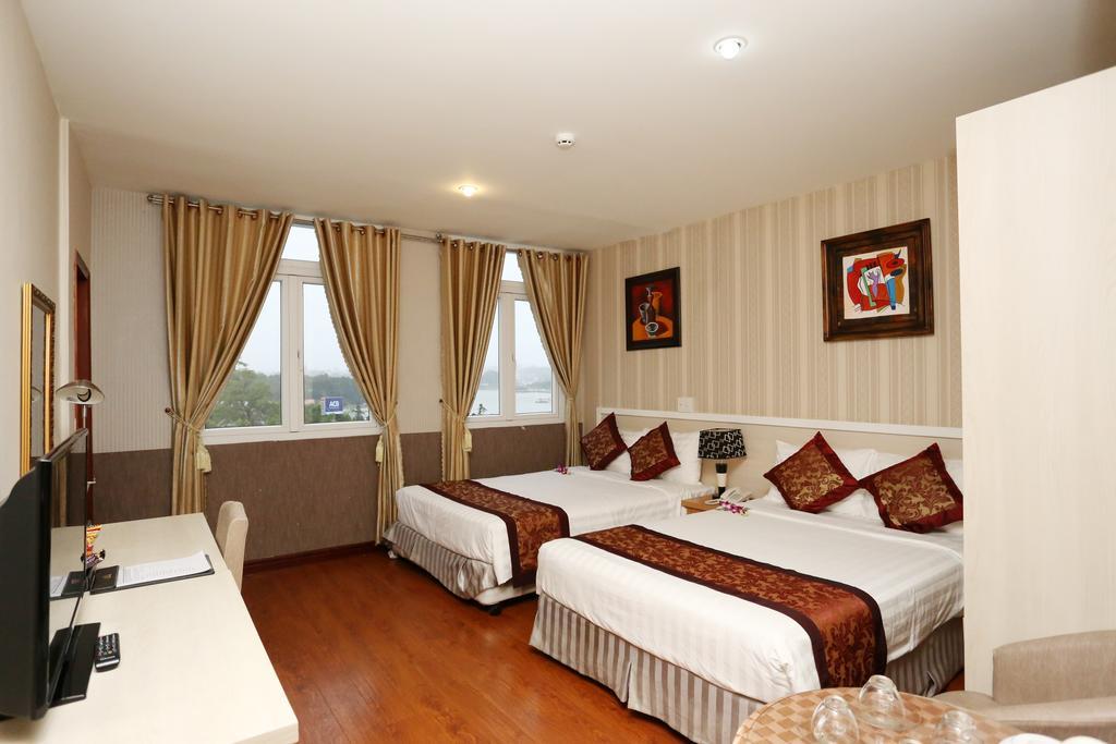 Mountain Town Hotel Da Lat Esterno foto